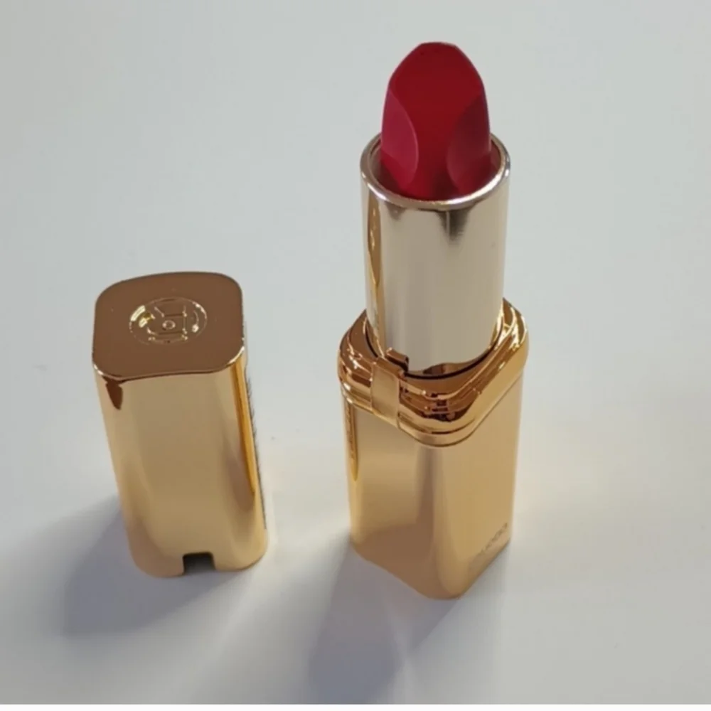 5 x L’Oréal Paris Makeup Colour Riche Lipstick, 186 Lovely Red